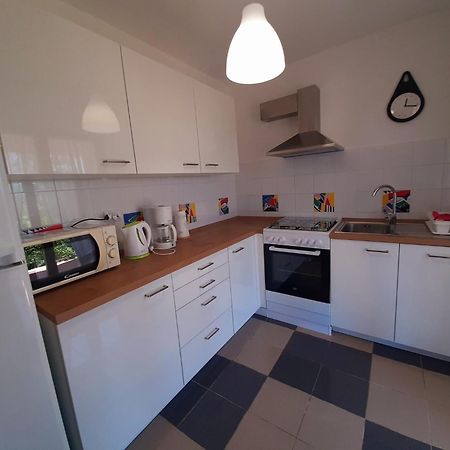 Apartments With A Parking Space Presika, Labin - 7390 Екстериор снимка