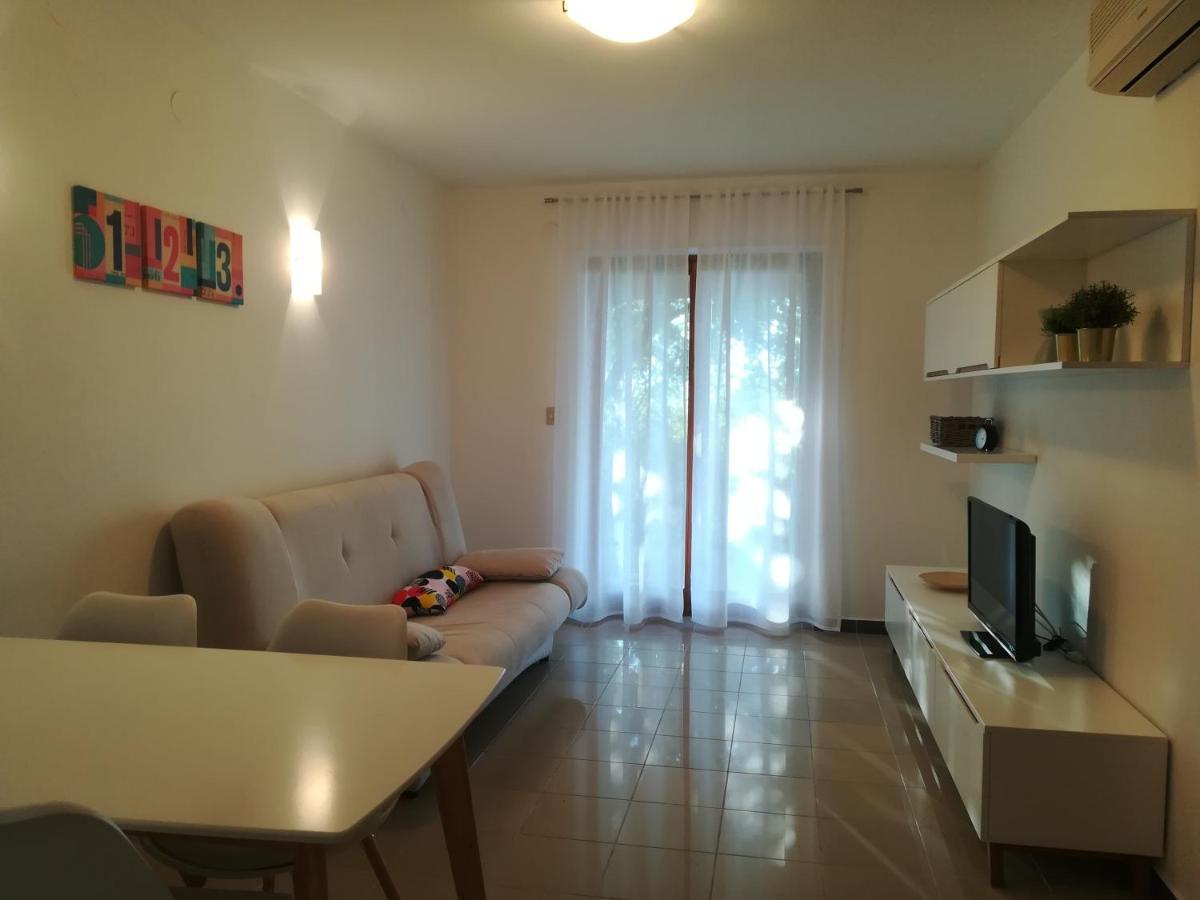 Apartments With A Parking Space Presika, Labin - 7390 Екстериор снимка
