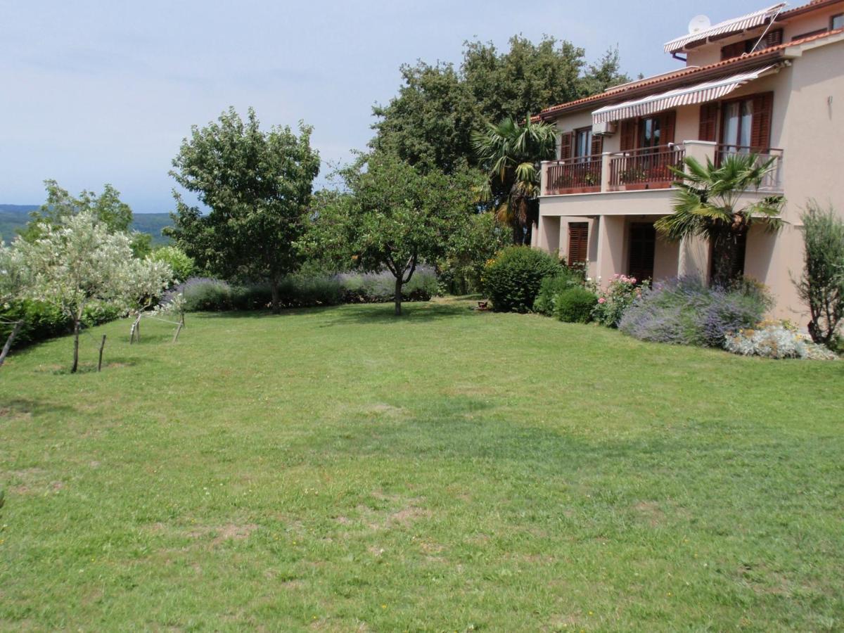 Apartments With A Parking Space Presika, Labin - 7390 Екстериор снимка